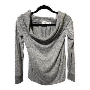 The Impeccable Pig Gray Long Sleeve Off Shoulder Sweater Size M